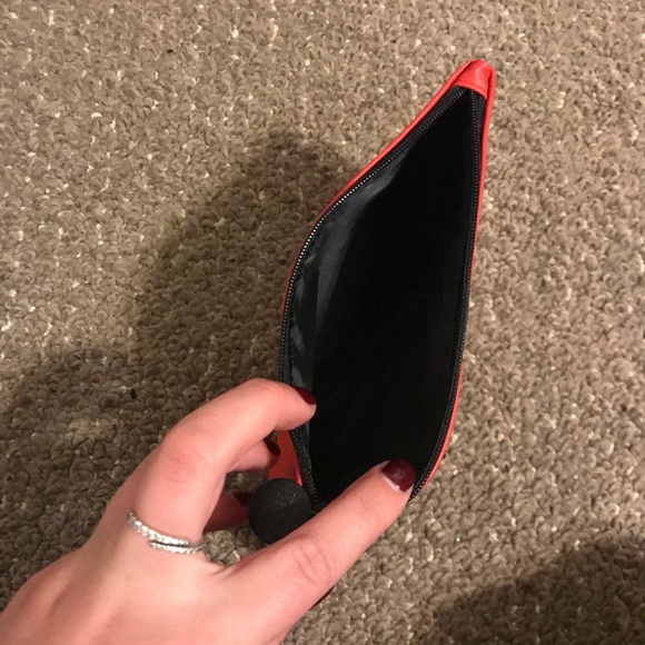 Bundle of two red Ipsy bags. Never been used - Picture 3 of 6